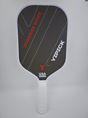 Hot-pressed titanium wire Peak badminton racket  YA2015006
